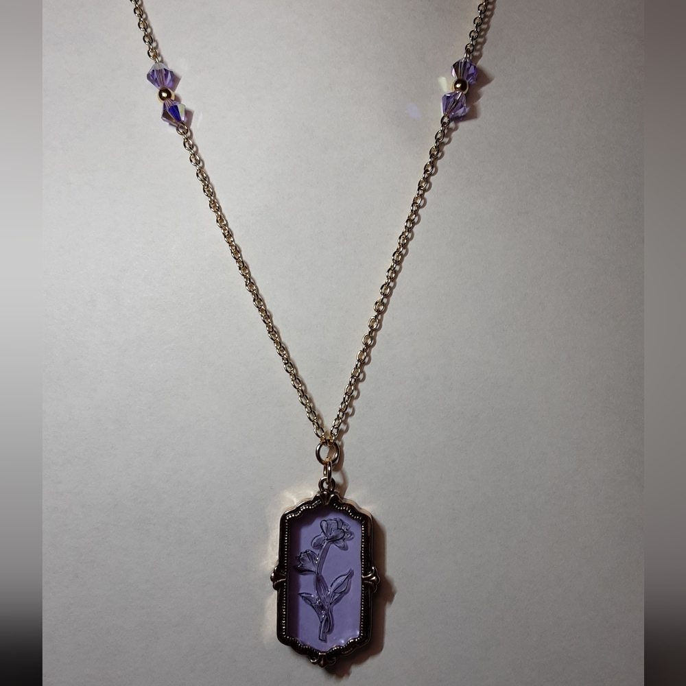 Hand Crafted Victorian Etched Glass Necklace Lavander 26" Chain Czech Crystals